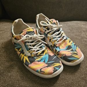 Vans Ultra Range Flower Sneaker Women's 8 / Mens 6.5